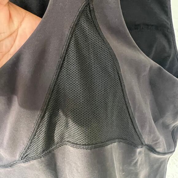 Lululemon Everlux and Mesh Cropped Tank 8 Black Racerback Activewear - Picture 5 of 9